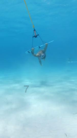 逃离神秘海底世界