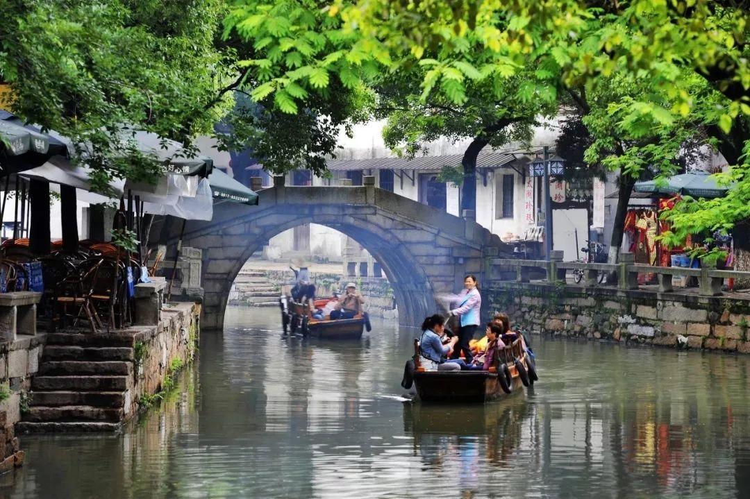 喝黄芪水，人为什么会变瘦？提醒：黄芪水的副作用，别再忽视