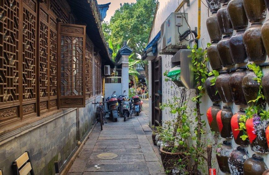 浙江一岁男童误食电池就诊，18小时后发现异物，医院存在哪些问题？游戏画面