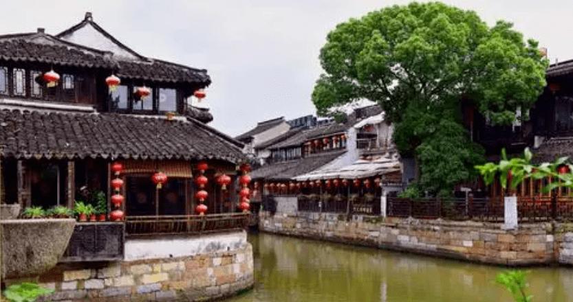 青少年可以在哪学习篮球技巧？